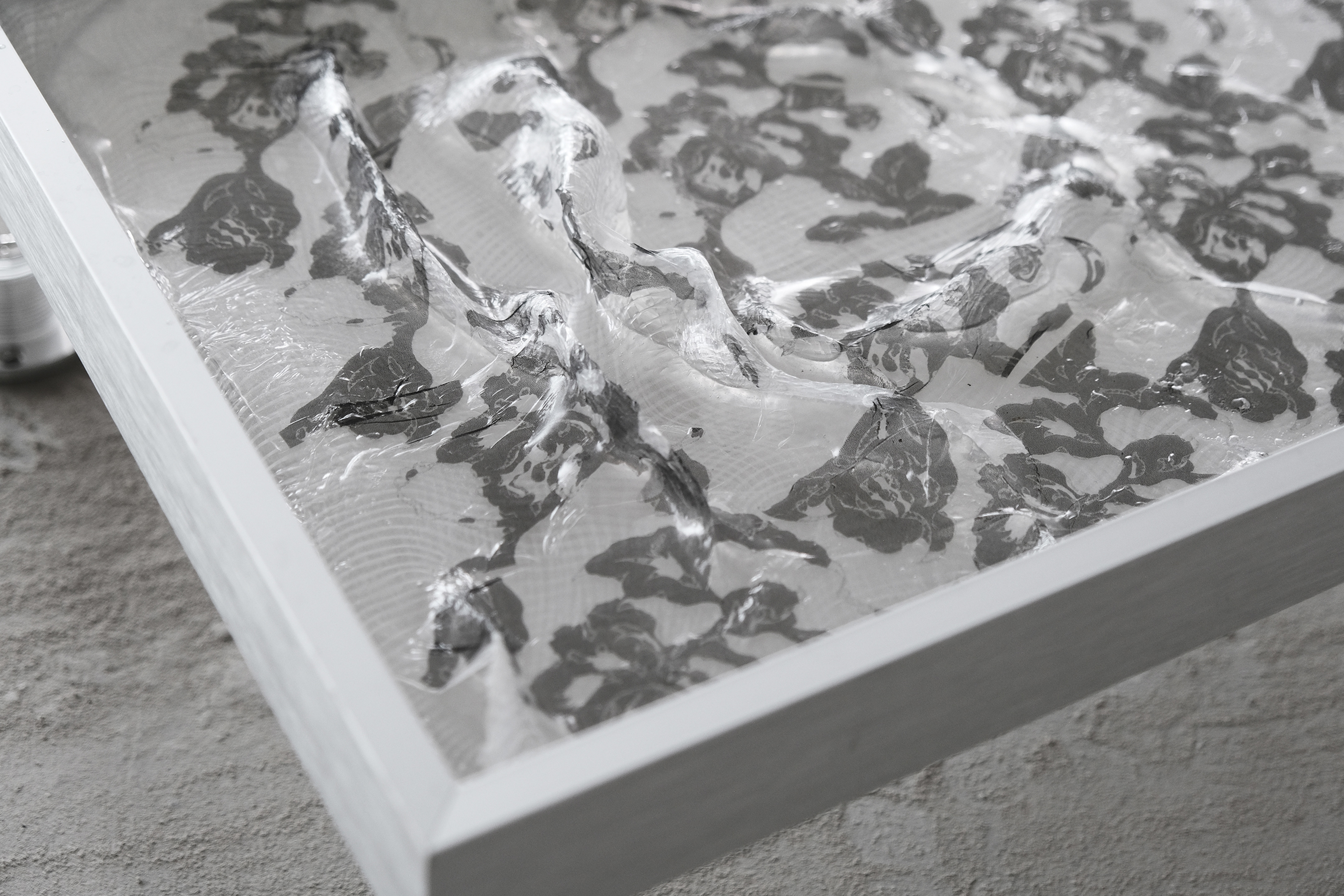 Table artwork detail 1